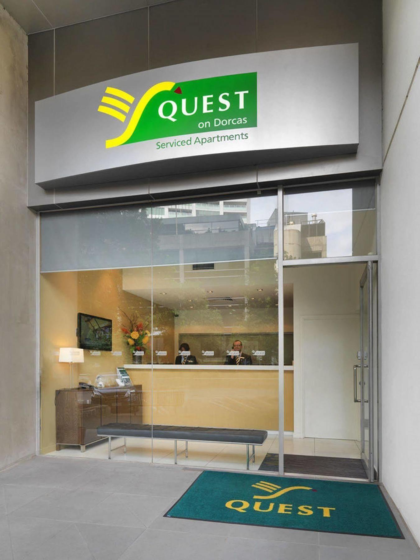 Quest On Dorcas Aparthotel Melbourne Bagian luar foto