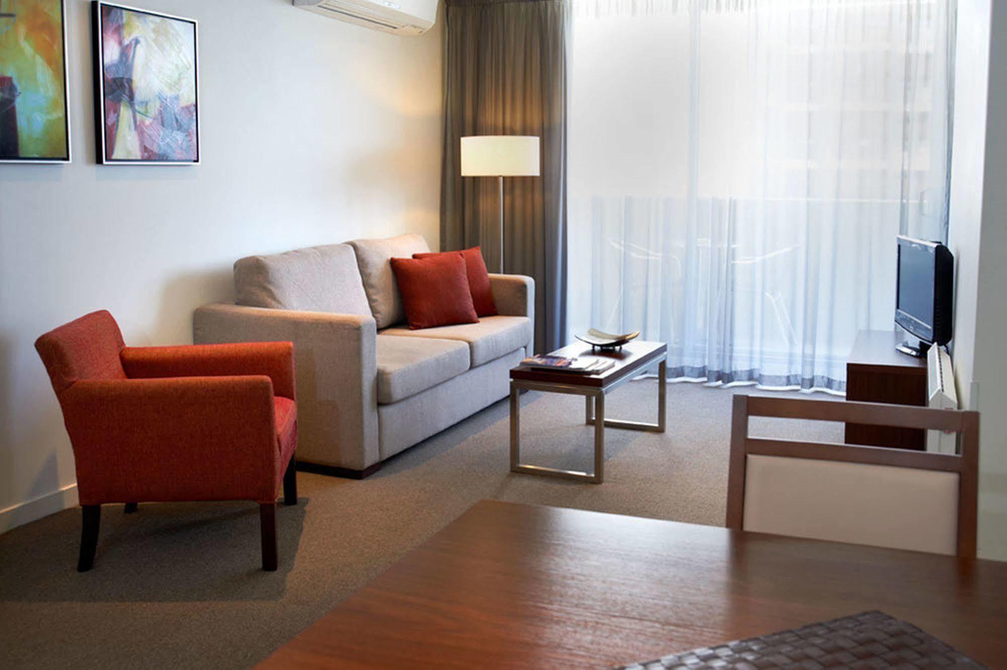 Quest On Dorcas Aparthotel Melbourne Bagian luar foto